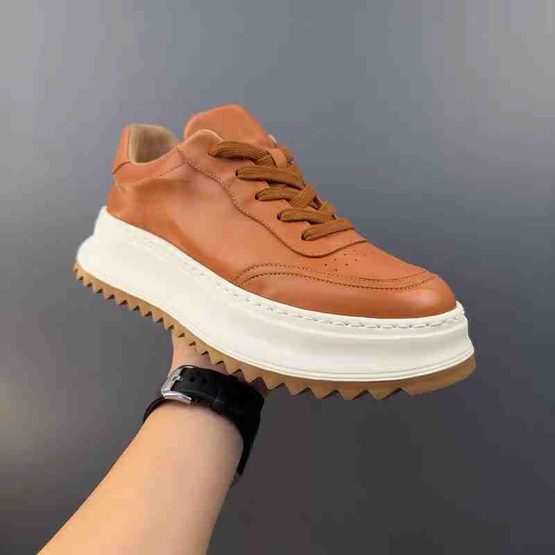 Leather White Shoes Male Retro Casual Shoes - Imagen 2